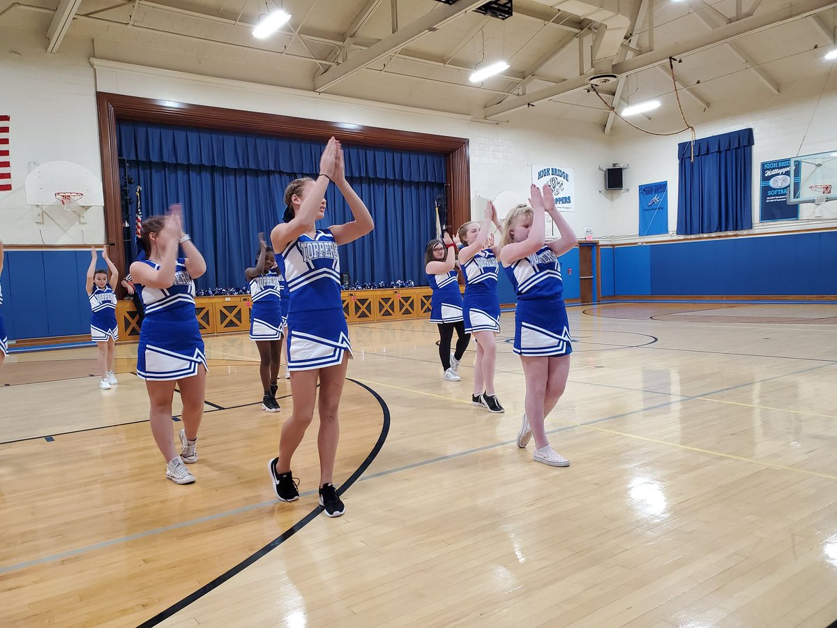 Ms. Danielle Weber tweet media