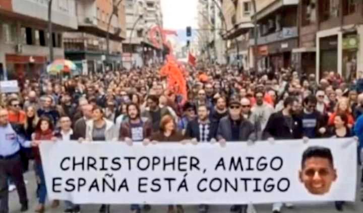 ImMaria6's tweet photo. "Hay más imágenes para ti, Christofer" #LaIslaDeLasTentaciones4 https://t.co/yRB0gexi2T