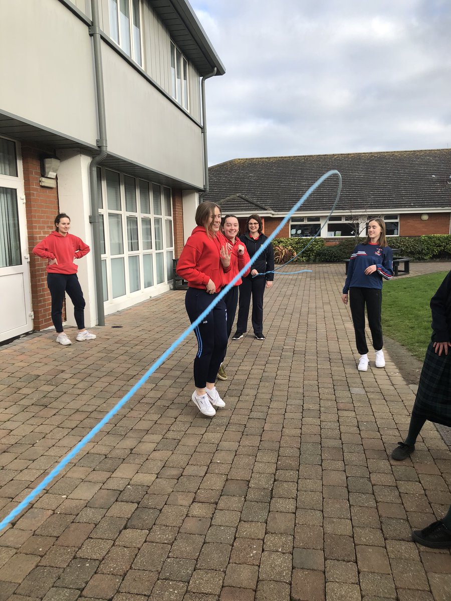 lorbalnews's tweet photo. Celebrating Healthy Living Week with playground games in the courtyard at lunch time #healthylifestyle #HealthyEating #healthybodyhealthymind #exerciseisfree https://t.co/BhGz6HKgxa