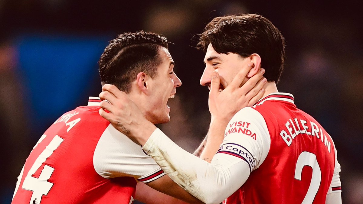 Arsenal's tweet photo. Welcome back, @HectorBellerin ❤️ https://t.co/0EB8ABlK5x