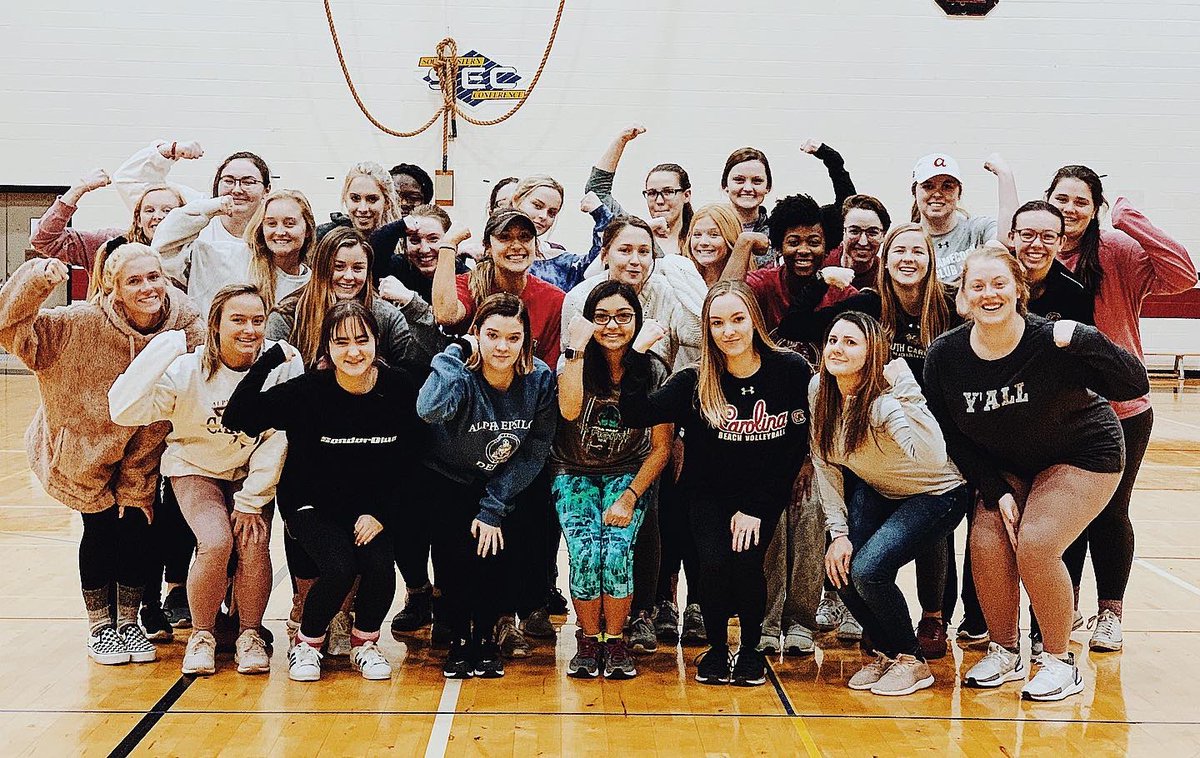 SASSGoGlobal's tweet photo. 100 girls trained for an entire semester to predict and prevent violence, abuse, and trafficking while earning a PE credit from their university. Now that’s something to feel “Cocky” about. 🤙 @UofSC #protectthetribe #gamecocktribe #gosassgo #universityofsouthcarolina https://t.co/p2MTfKZUsR