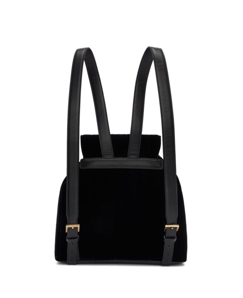 badestoutfit's tweet photo. velvet ysl backpack https://t.co/ubZBQIcXVE