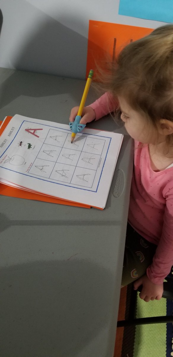 LisaLittleLamb2's tweet photo. Handwriting Grip - a tool that can be used to help young children learn to hold pencils correctly (Note: used with autistic children as well)
#LisaLilLambs #GoodStartToGrowSmart https://t.co/LvCenTEaI6