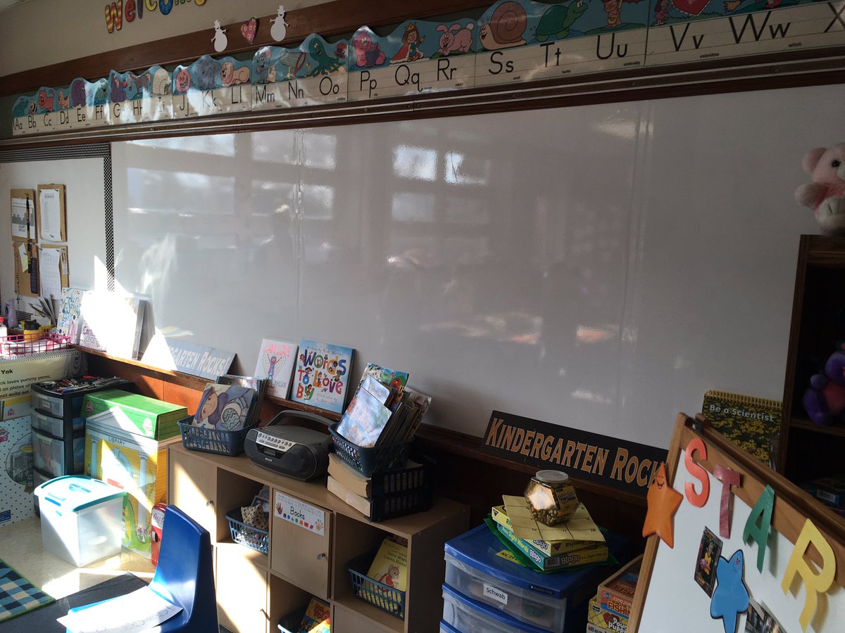 DarleneSchwab1's tweet photo. Kindergarten making great use of our NEW White Boards. Thanks @StAntoninus PTO #HowWeStA 🖤💛🖤💛 https://t.co/8ZlgmtLBGo
