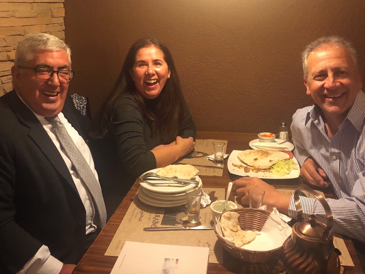 Creando alianzas para traer la tecnología de <a href="/biofabrik/">Biofabrik</a> al #Ecuador.  Grandes perspectivas y entusiasmo de encontrar soluciones sostenibles para #reciclaje #pastico #aceitequemado en #energia <a href="/Vice_Ec/">Vicepresidencia</a> <a href="/JacksonT_C/">Jackson Torres C</a> @RecNaturalesEC <a href="/Produccion_Ecu/">Ministerio de Producción</a> Que hacemos con el combustible?