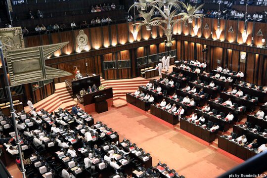 chaturaalwis's tweet photo. වැලි   පර්මිට් තියන   100යි 
බාර්   පර්මිට් තියන     75යි
එතනෝල් ගෙන්වන       4යි
කුඩු ගෙන්වන               2යි 
රේස් බයි රේස් තියන      1යි

මේ අපේ පාර්ලිමේන්තුවයි!!!

රංජන් රාමනායක (පාර්ලිමේන්තුව) https://t.co/j4PvYdGwfy