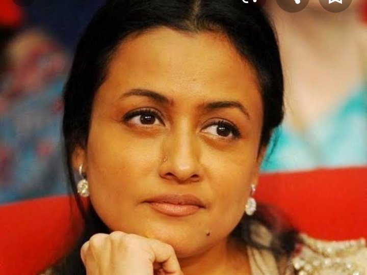 Happy birthday to my favourite and ever green charming actress Namrata Shirodkar bhabhi 