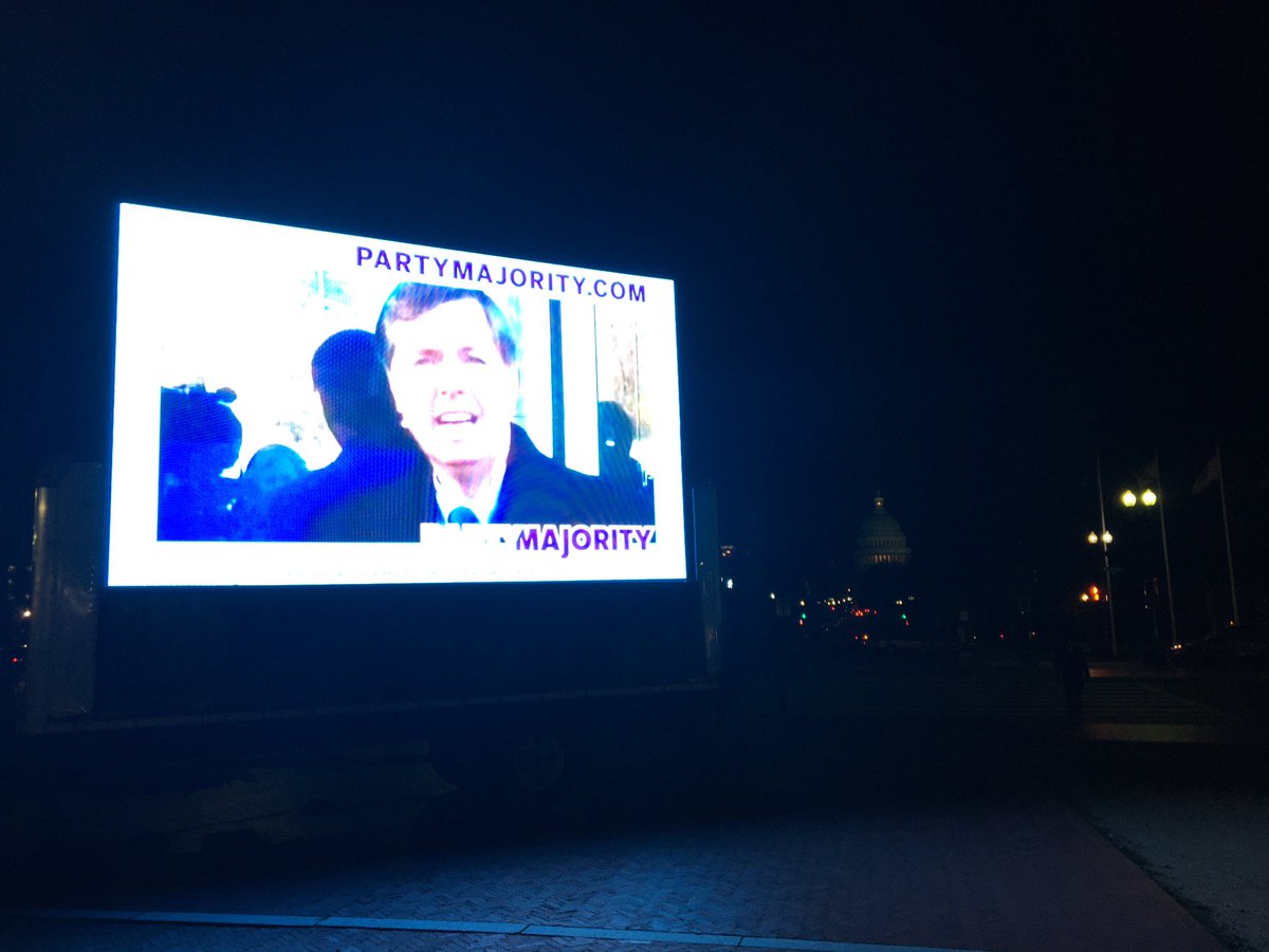 Zachary_Cohen tweet picture