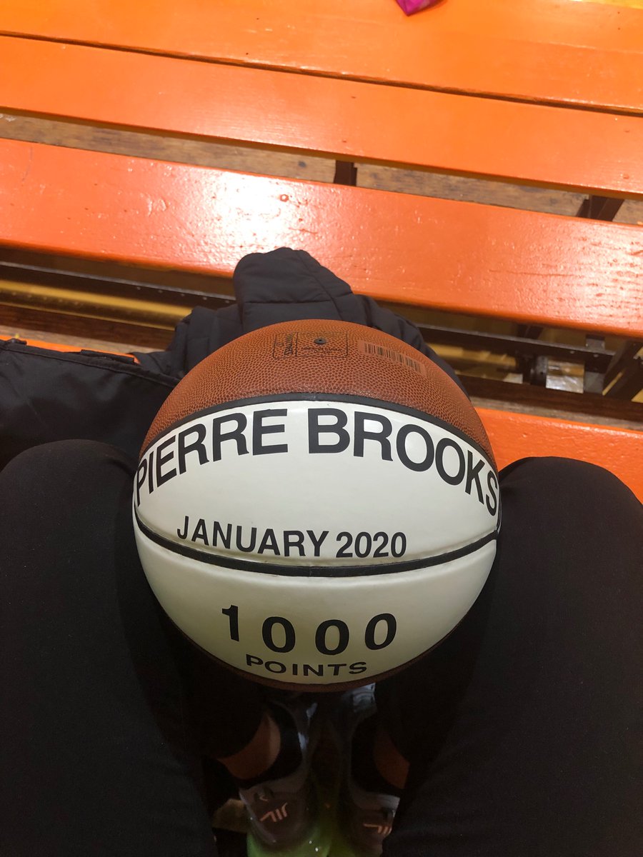 nba_pbj's tweet photo. 1K Say, “ HELLO!” to the newest member of the 1️⃣0️⃣0️⃣0️⃣POINT CLUB in my Junior year. Thanks to my parents, teammates, coaches, trainers, and all who have helped me along the way. https://t.co/0nPaw3RXwU