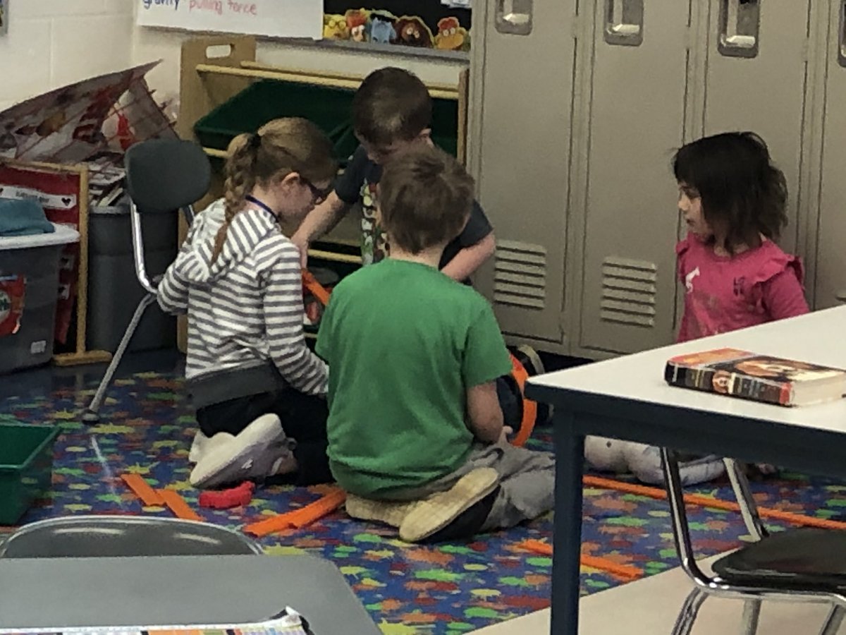 KiserClass's tweet image. This is what PBL &amp;amp; cooperative learning looks like. Learners engaged in various stages of the learning and discovery process. Today, I stood back in awe as these learners created force and motion experiments like grown scientists. #GotScience #WeAreMidview #ProudTeacher