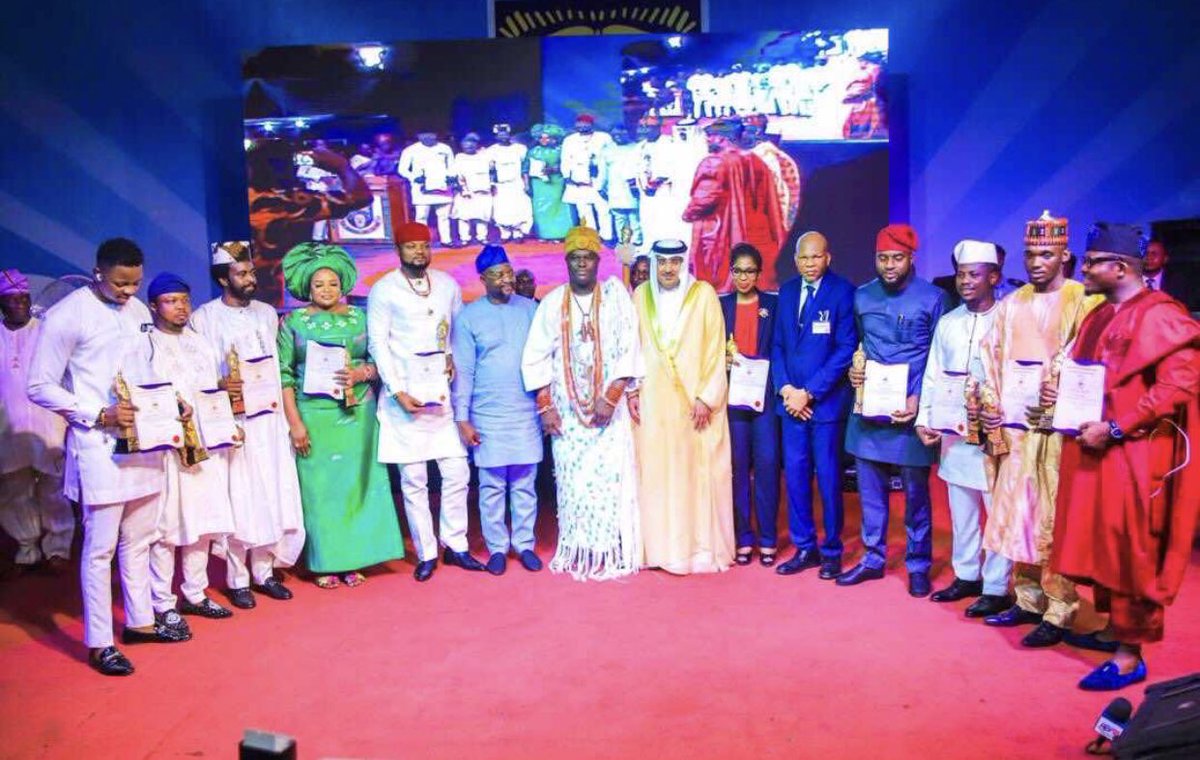 More Images of The President of National Youth Council of Nigeria Comrade Bello Shagari receiving The Royal African Medal for his leadership and contributions to nation building.
#buildtheyouthbuildthenation.