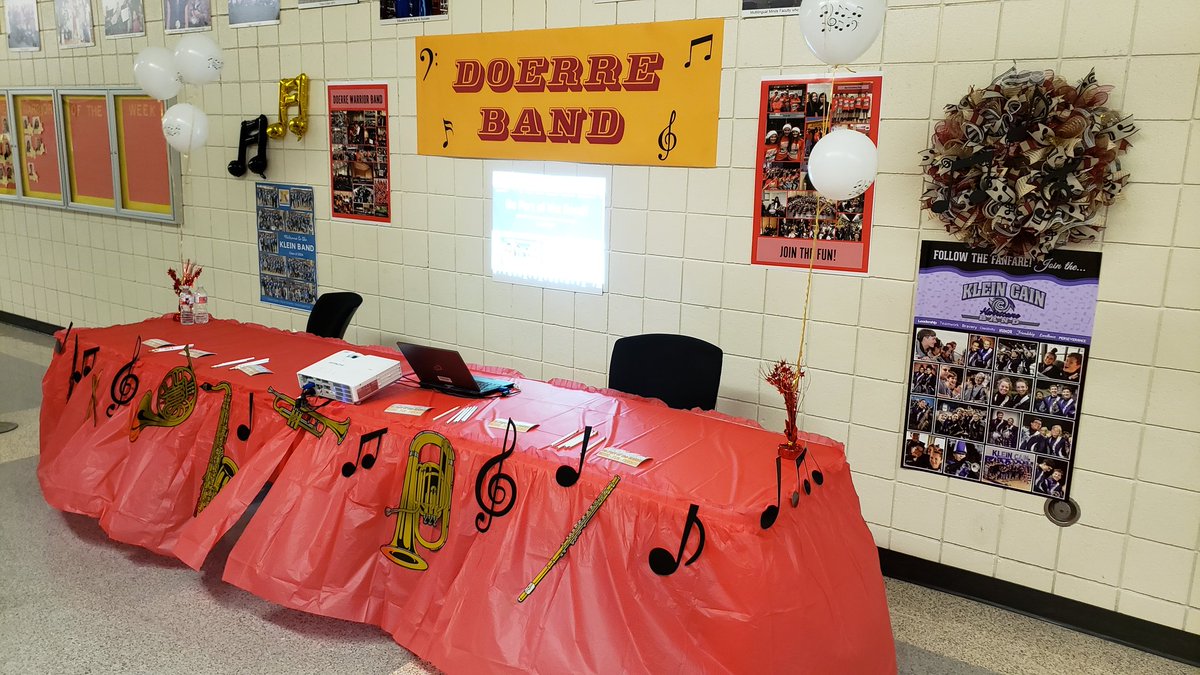 Doerre_Band's tweet photo. Our Band Booth for the Course Selection Fair at Doerre! Multimedia and freebies! Also added posters for  @KleinBand @KleinCainHSBand to keep the band love going into high school! @kleinfinearts @DoerreKISD  @doerrecounselor https://t.co/lFrvDQk8pU