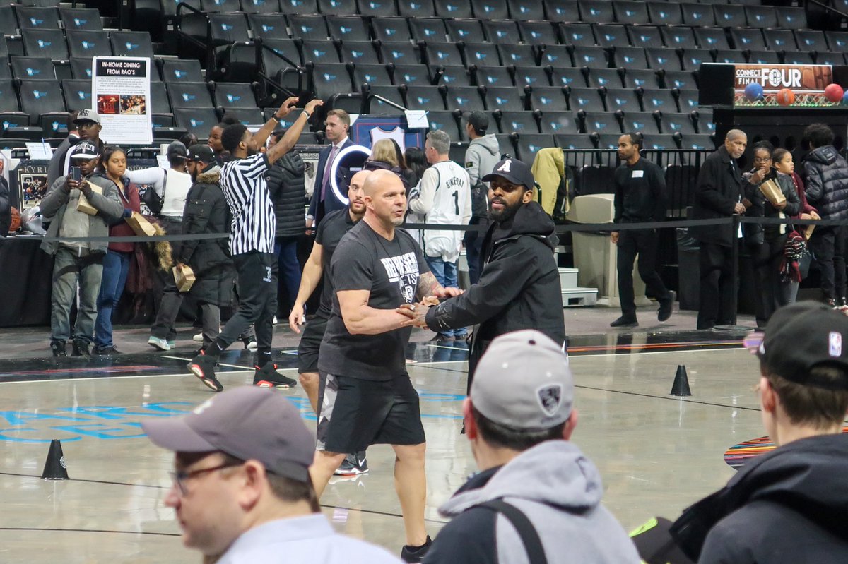 TalkinNets's tweet image. Spotted @KyrieIrving walking thru, making his way onto the court. 
#REPBKLYN #WEGOHARD 
#IMGOINGWITHBROOKLYN