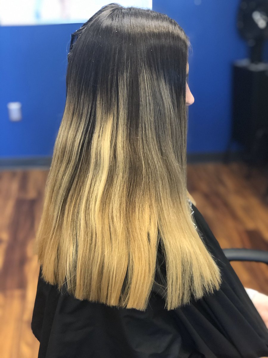 cocobabyy1's tweet photo. Goodbye blonde 👋🏼 hello brunette 🤎 #slayedbycoco https://t.co/ZpuWopSfX5