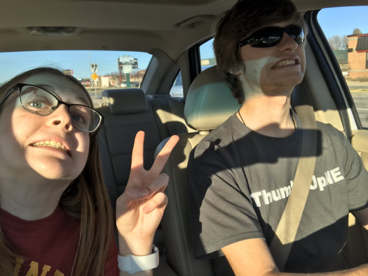 wishing the happiest of birthdays and the best 19th year of life to my very best friend! i love you! ❤️