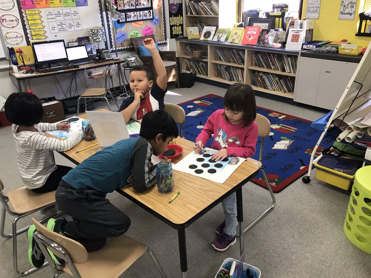 keithferrell4's tweet photo. KTD worked on creativity, originality and fluency of ideas with the book Ten Black Dots by Donald Crews. Loved their ideas...alien with 10 eyes, panda bear, ladybug, etc...#GombertGators https://t.co/gHOsssSZfD