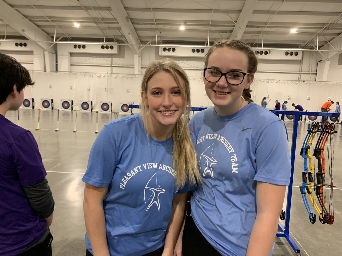 April Thompson tweet media