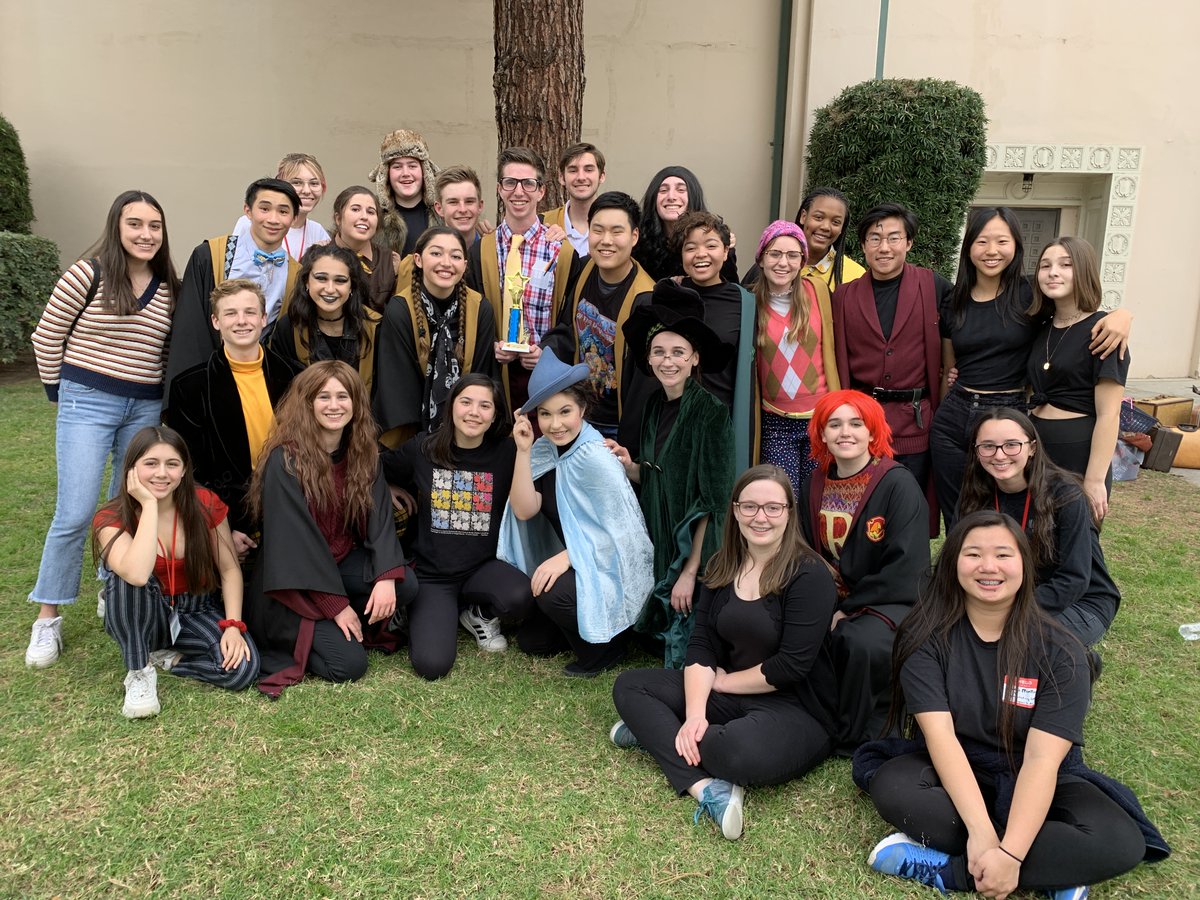 The cast & crew of 'Puffs!' won Outstanding Performance and the prestigious Flip Reade Award for Outstanding Physical Theater at the @CATheatreEd Festival over the weekend. We're so proud of our students and their incredible performance at the festival!