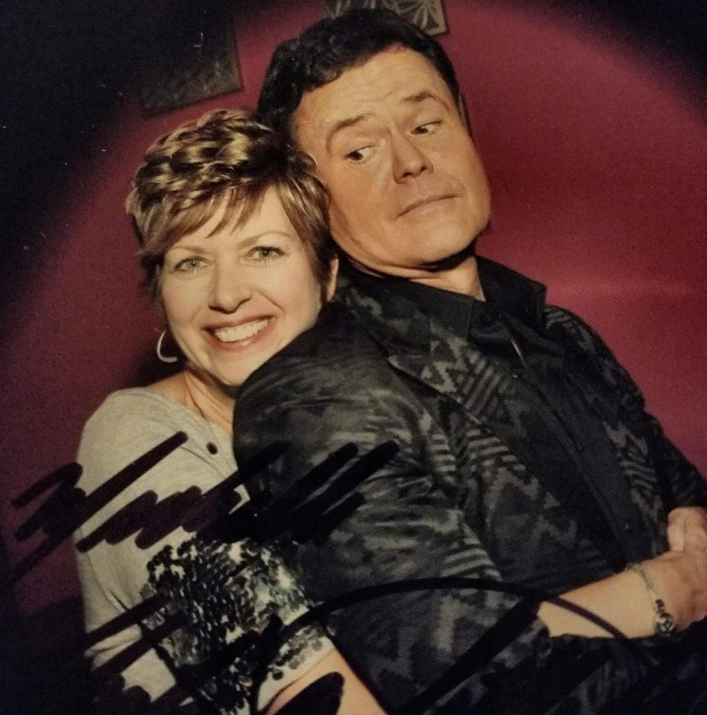 seashell28's tweet photo. @donnyosmond Happy National Hug Day @donnyosmond  #reversemidori! https://t.co/RP8ks61rYz