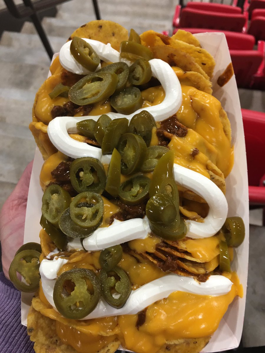 kobes_dad_20's tweet photo. Major down side to your kid being a senior athlete is that the years of 5 star dining experience opportunities is winding down! Yukon high school concession stand is WORLD CLASS! โฆ@ReedFbโฉ โฆ@StillwaterFBโฉ #passthetums https://t.co/UGtf6WCCtw