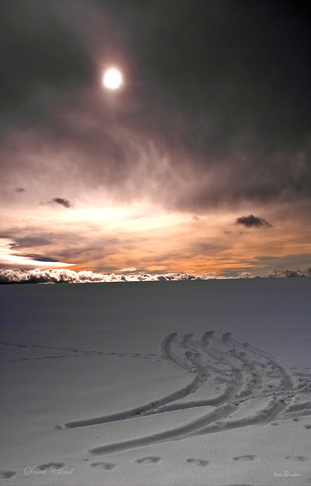 JimGordon46's tweet image. Snow Cloud, Scottish Borders, @DiscoverScotBor #ThePhotoHour #StormHour @ScotsMagazine @ScotKnitter @ScotlandNow @ScottishField @rorybremner   @STVWeather @RMetS @Scottish_Banner