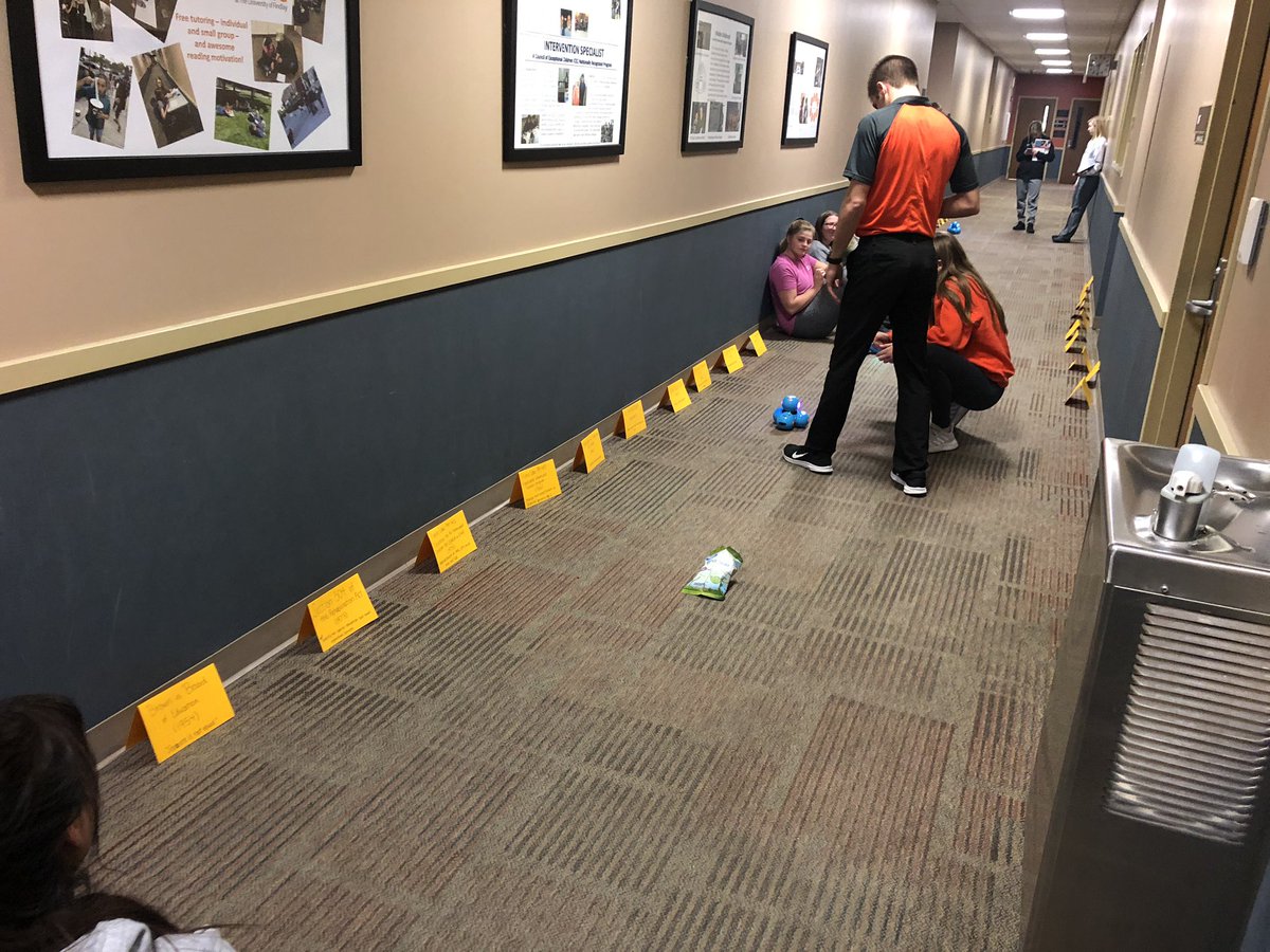 tonya_thorbahn's tweet photo. Even college students love @WonderWorkshop’s Dash! 🤖 Ss in #UFcollab created and coded timelines of Special Education laws! @UFindlay_COE #OilerProud https://t.co/K9elgSMARx