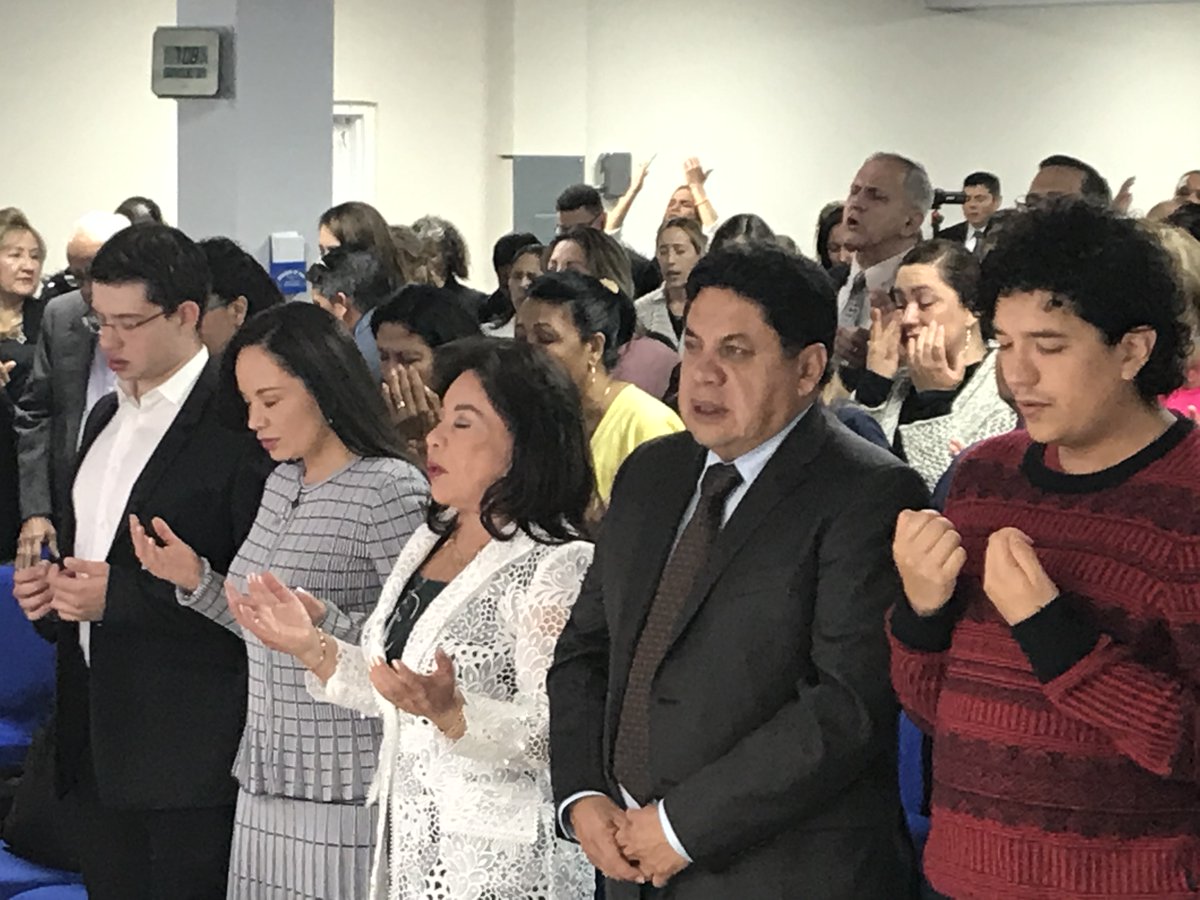 MLPiraquive's tweet photo. Esta noche nos encontramos en Margate, Florida, Estados Unidos, realizando el Estudio Bíblico de Salmos 66 y 67. @IDMJIoficial https://t.co/x6Ww1uFbJb