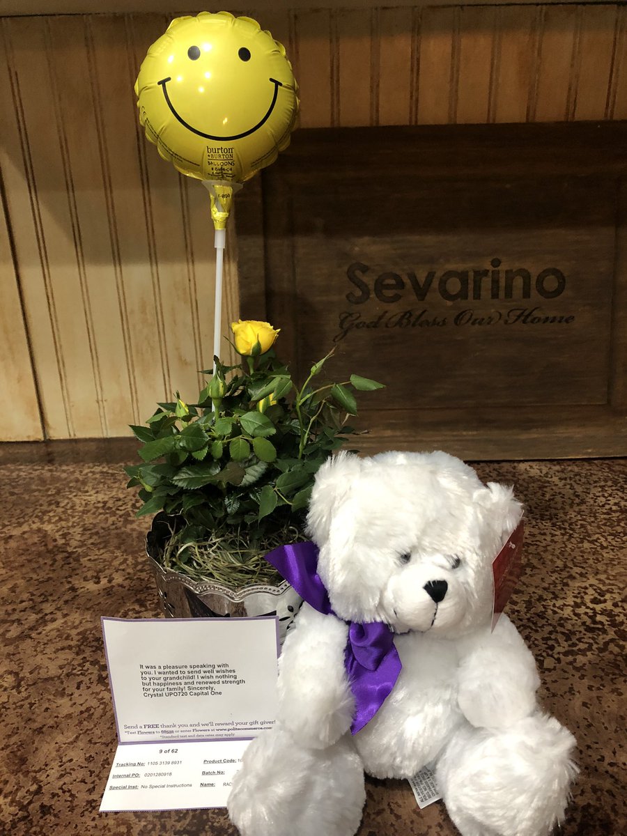vareadingdiva's tweet photo. Called to make a phone payment &amp; talked about my granddaughter in the hospital &amp; got this today! @CapitalOne is the BEST! Wow-I’m blown away! #1customerservice #mycccompanyisbetterthanyours https://t.co/W9PfphElO1