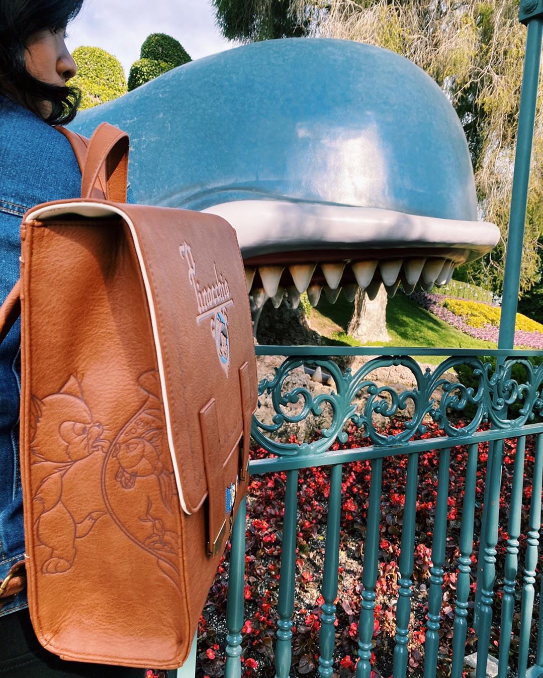 Loungefly pinocchio 2025 satchel