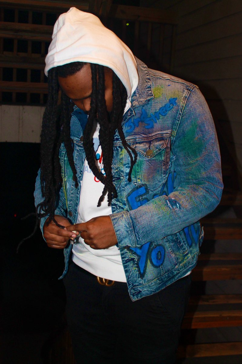 OhgCaine's tweet photo. Mr. Trap A Lot https://t.co/prCF4a6Lzy