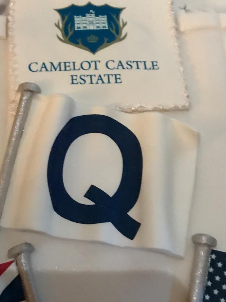 JohnMappin's tweet photo. Wow Great Birthday Pics Ted! Thank #Q! Enjoy the #Qake!
https://t.co/bdm7BnsruE https://t.co/rdsyjliGnV