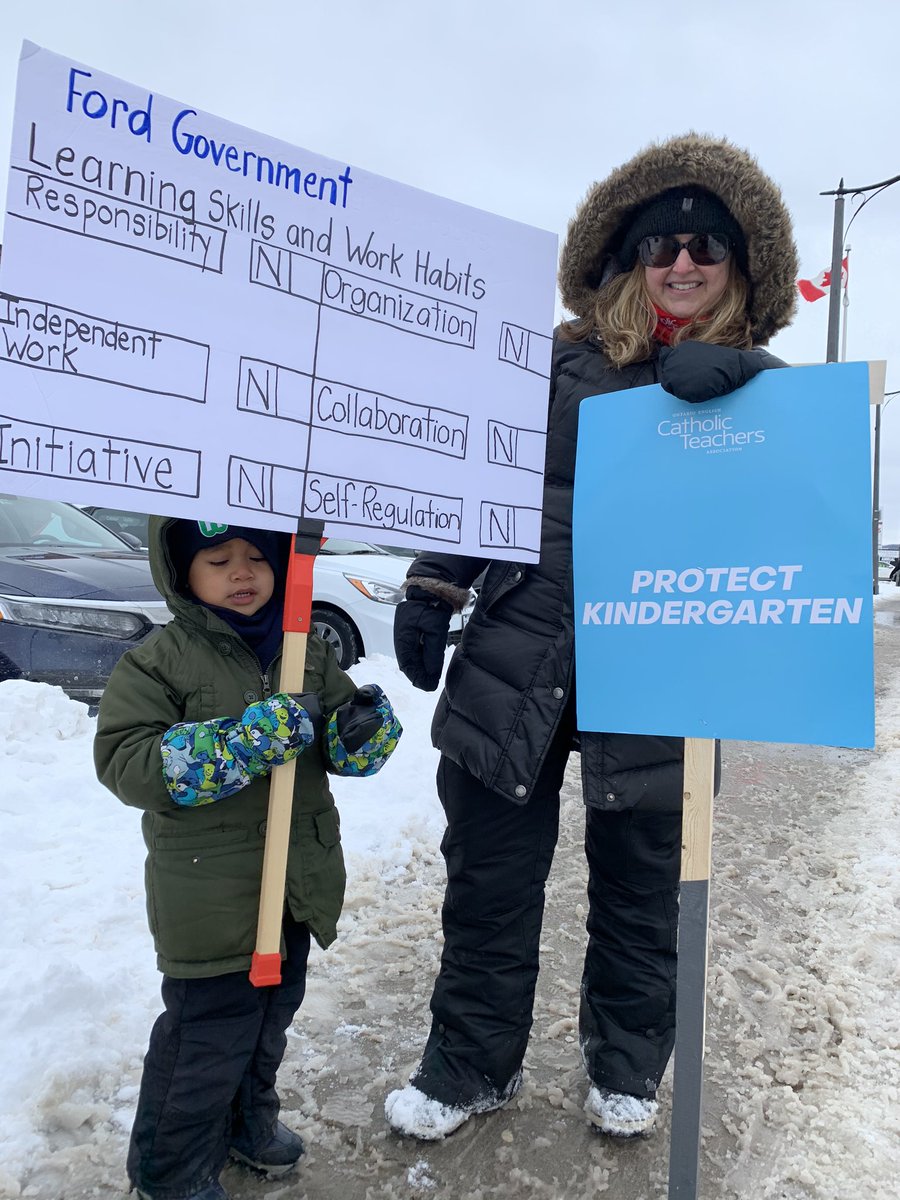 joycemagdc's tweet photo. Today I was a proud Teacher + Mother. N said he wanted to help me w/my sign + A wanted to walk with his teacher @QHKinder106. In solidarity we walked + then I joined my friends + colleagues in our fight for our children + their future. #RedForEd #cutshurtkids #oectastrong https://t.co/DKi86ktP5Q
