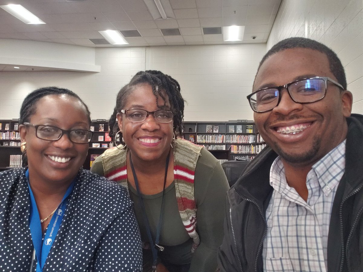 akhenatenhamun's tweet photo. It was good working with 2 of our #scienceteachers - #MsDurant and #MrsJulien - create the reports in @Illuminateed that allow their students to do #testcorrections on a #commonassessment. Assessment and data run the table at @RiverdaleRaide1 @CCPSNews @CCPSEdTech @achievemeantes https://t.co/8icqjRSq08