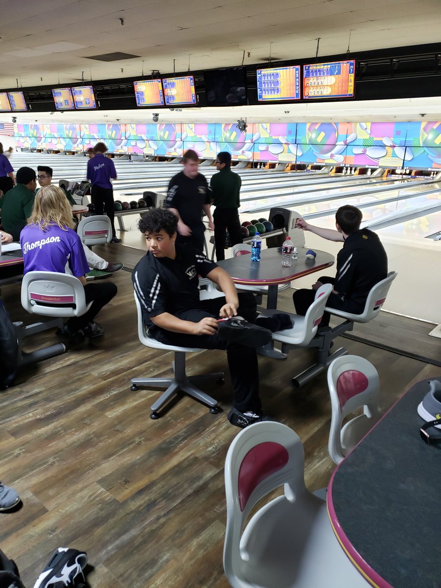 THS_Trojans's tweet photo. Trojans Bowling heated up the lanes at Gage Bowl tonight. Go Trojans!! https://t.co/NyXuxpLO5e