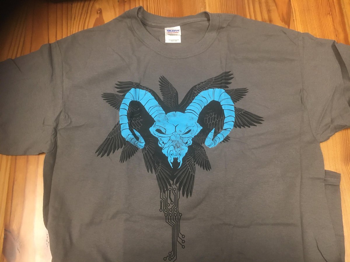 WeBeHarebrained's tweet image. Bid on this Shadowrun Messenger Bag and T-Shirt!

Auction ends Jan 28, 4pm PST. If you win, please let us know your shirt size.

Reply to 𝗧𝗛𝗜𝗦 tweet with your bid in $AUD to participate.
#GameDevsforFireys #GameDevsforFiries #rpg