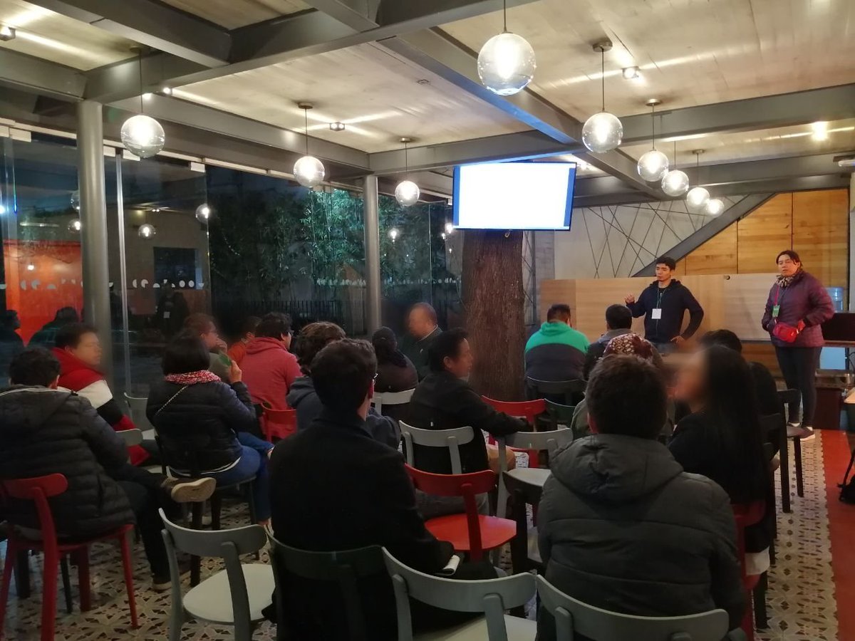 __PyMX__'s tweet photo. ¡Ya estamos en la primera reunión del año! #PyMX https://t.co/cMe7rmceFs