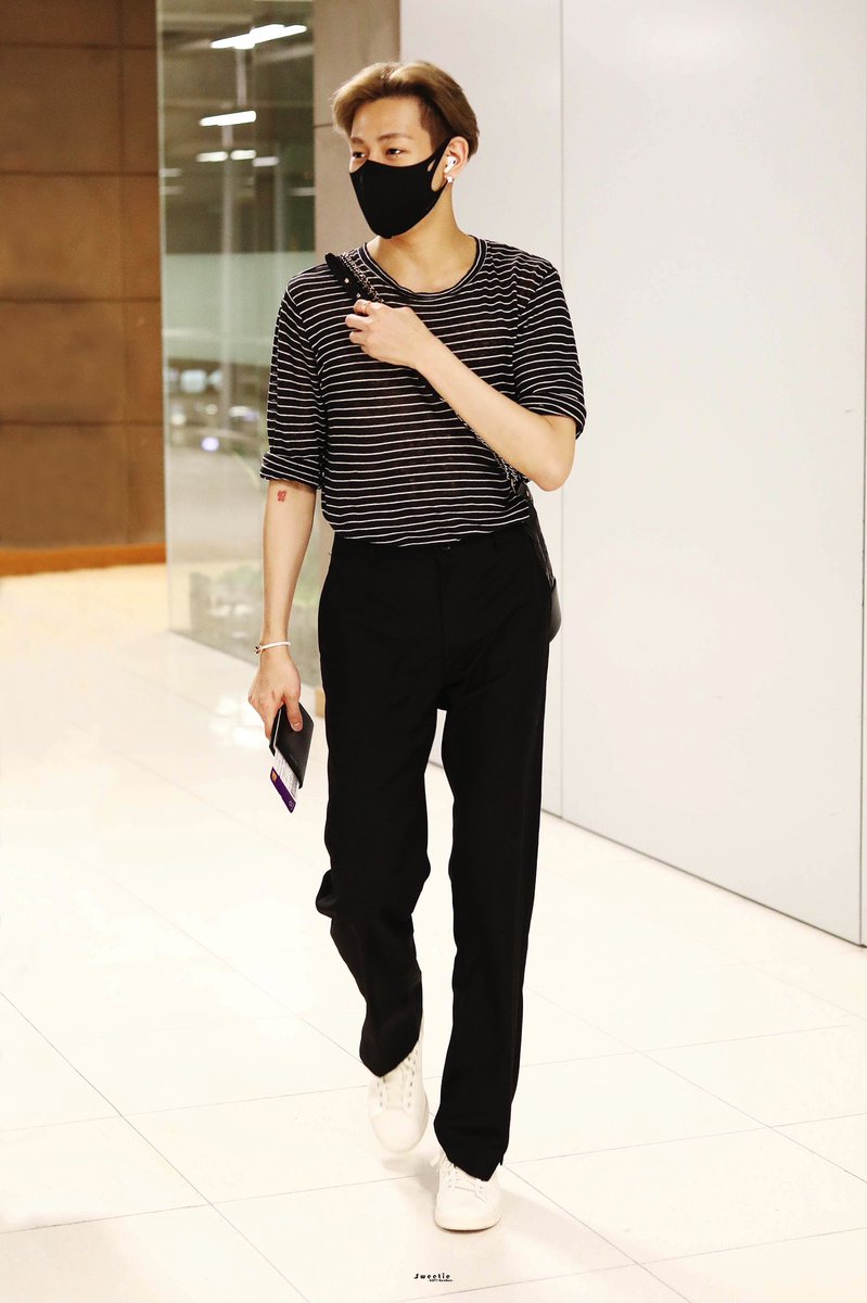 sweetie_bam's tweet photo. 😚 @BamBam1A https://t.co/yktNBFWEok