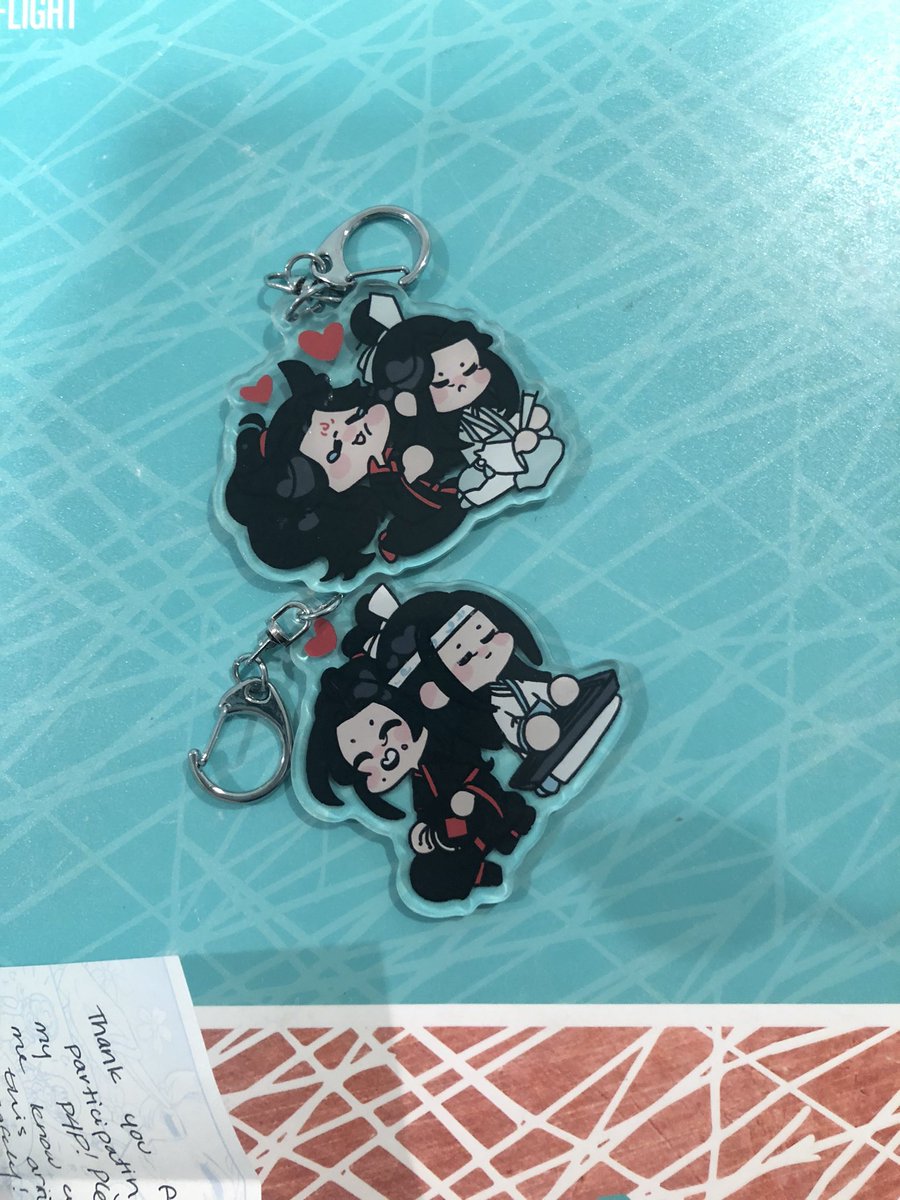 Jd_rabbit_s's tweet photo. @KnightKun__  Thank you for the p4p. The charms got to me safely, and their so adorable♡(*ó▿ò*)♡ https://t.co/SwePVKN6h1