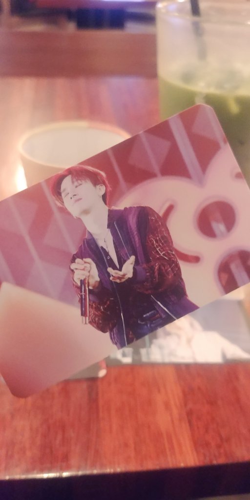 monstax_0119's tweet photo. 만랩커피
귀도리짱규니 컵홀더 넘넘 예뻤던 곳✨ 특전포카도 하나같이 이뻤어ㅠㅠ

@IMpeccable0126
@ImEmotional0126
#HBDtoIM https://t.co/VKaR4JDi3M