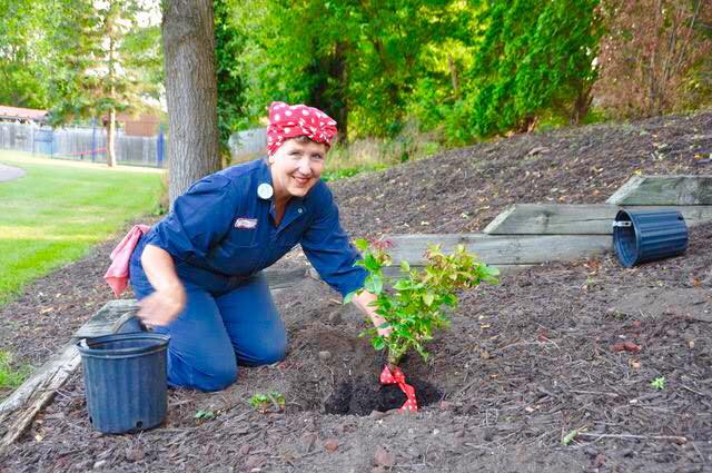 GrandvilleHc's tweet photo. #DigGrandville Grandville is also the first city in southwest Michigan to plant a :Rosie the Riveter Garden" in honor of the women who went to work in war production, while their men were overseas in WWII.  Please retweet and cast more votes to digitize the Grandville Star. https://t.co/zHwUQAcevL