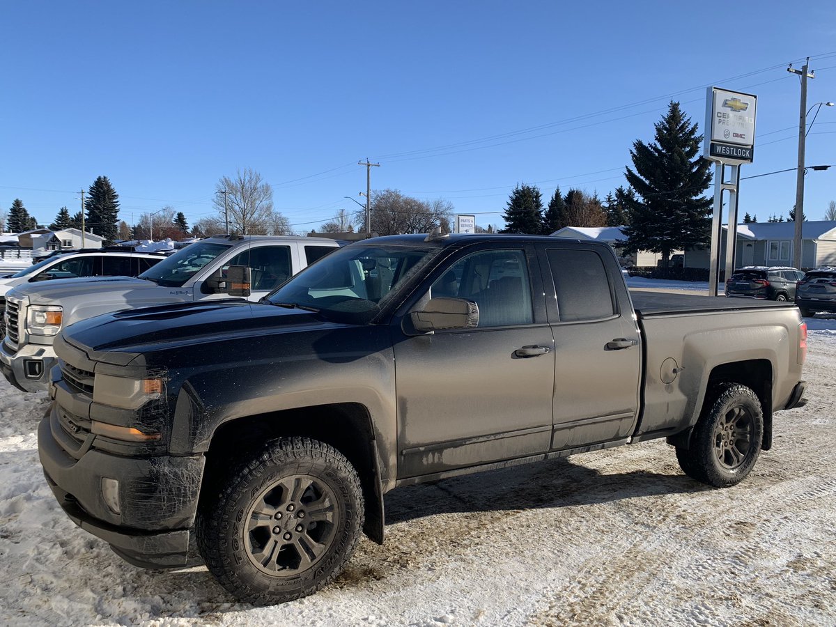 ScoopMcTail's tweet photo. Take a #goodhardlook at my whip. You may never see it this dirty again. Sheβs such a great truck and not gonna lie to ya. If you gonna get your truck dirty. #makeitfilthy π https://t.co/GKc7MHk1sL