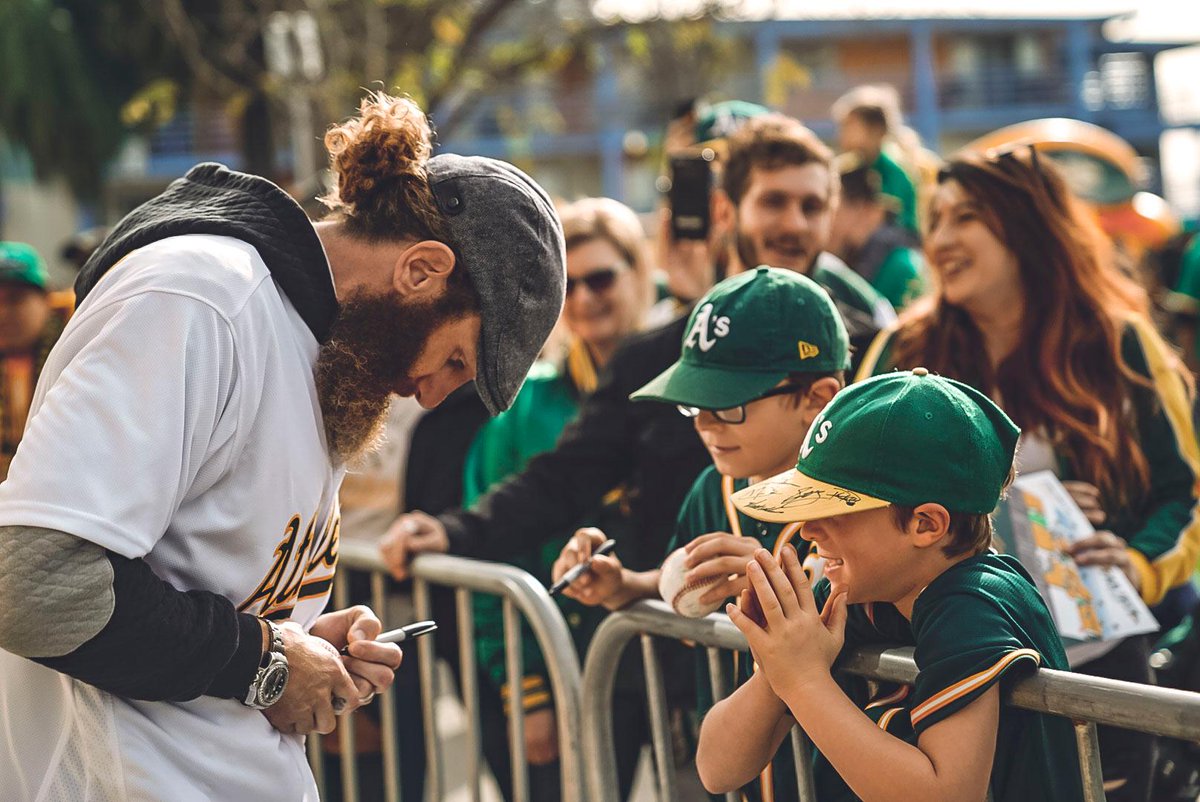 At Fan Fest you can...
✅Hang out with <a href="/Stomper00/">Stomper</a>
✅Meet your favorite players
✅Enjoy kids activities 
✅Spend time with your family
✅Grab some free food

We'll see you and your family this Saturday, at Fan Fest!
Click for more info ➡️athletics.com/fanfest