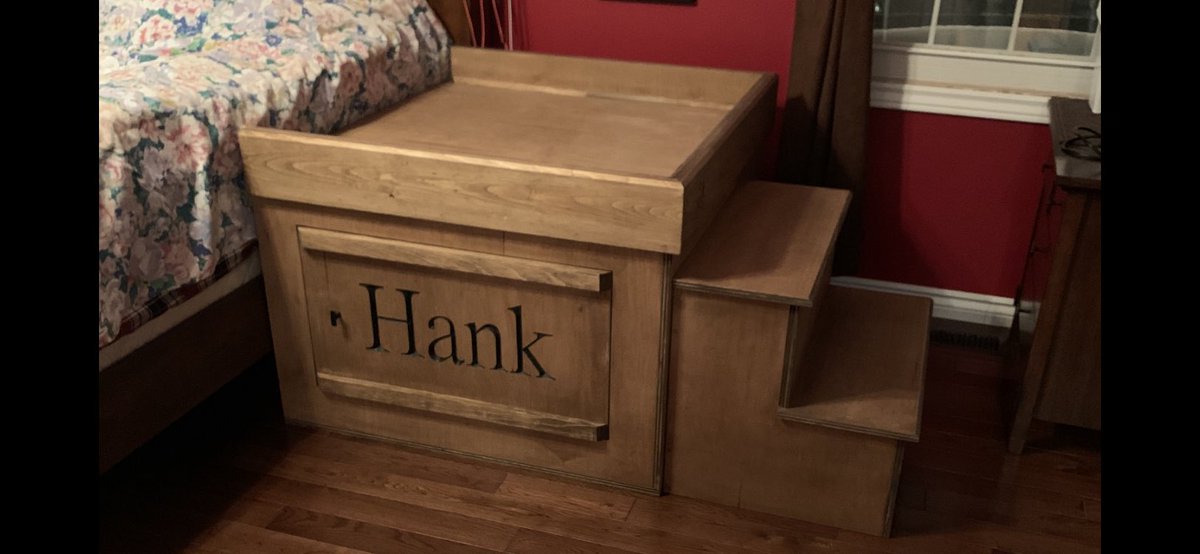lsteiger3's tweet photo. Hank &amp; I love his new bed! https://t.co/LEtajbIvfD
