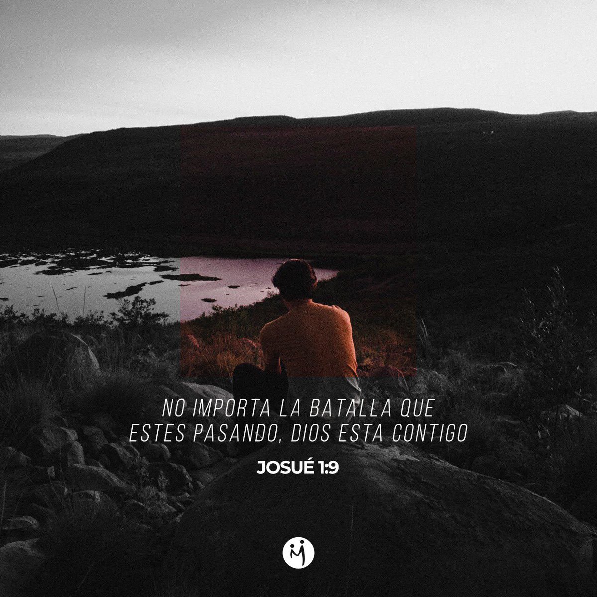 JovenesCompaz's tweet photo. ¡A ti que estás luchando en estos momentos: Jesús está contigo y todos tus gigantes #DebenCaer 💪🏻, se valiente que tu victoria ya está escrita 😉! #AmigosDeVerdad https://t.co/x7sZiHUTzH