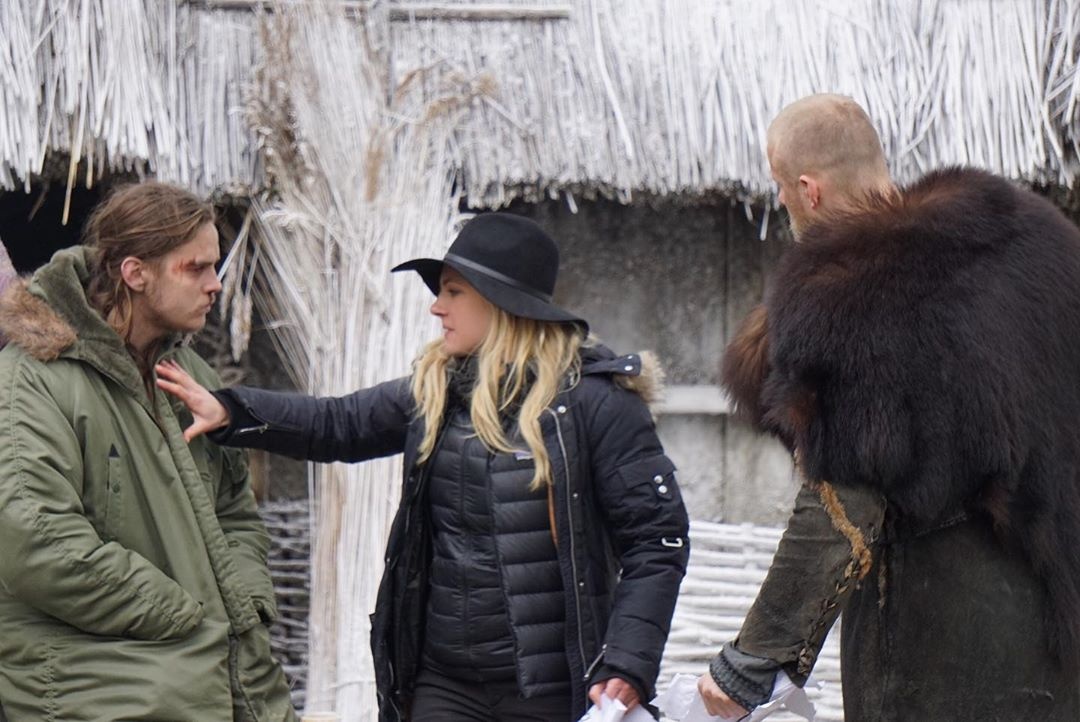 vikingsserief's tweet photo. Katheryn Winnick debutará como directora en el episodio 8 de la sexta temporada de #Vikings ❤❤ https://t.co/OPSAsG8qJd