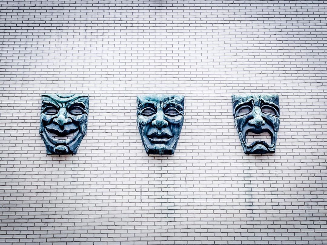 ArtscapeWorld's tweet photo. Human has 27 natural emotions. I found three. You could find others on seeing this!! #streetartphotography #streetartaddicted #mixedemotions #street #streetartuk #artistlife  #artlover #illustrationartists #streetartparis #streetartglobe #streetartlondon  #streetartmexico https://t.co/pOm2TCP5if