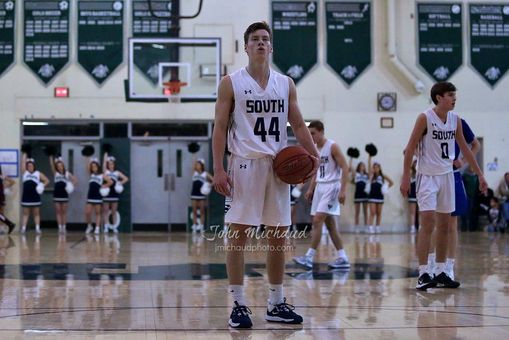 Congratulations to Anthony Pierce on getting 1st place in the Dragon Invitational at the weight class (138)

Congratulations to Seth Johnson on getting into the 1,000 point club at south Oldham highschool tonight!