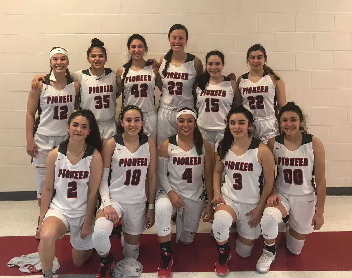 SISDnews's tweet photo. Pioneer Girls Basketball defeats PSJA Southwest 50-18.  Lady Diamondbacks remain undefeated in district play. https://t.co/prRmDJX2Cv