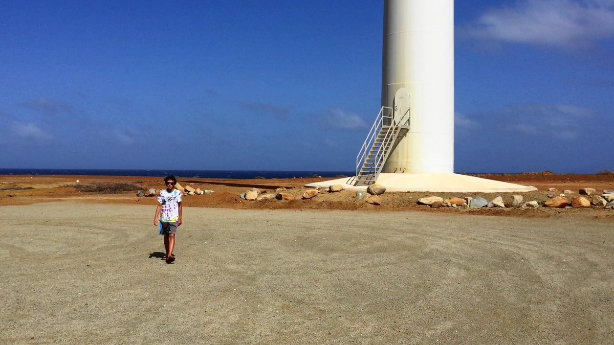 andrewgatt's tweet image. Daniel got to visit an example of his favorite renewable energy source, a huge wind turbine. #Wonderchallenge #PoweringOurCommunity
