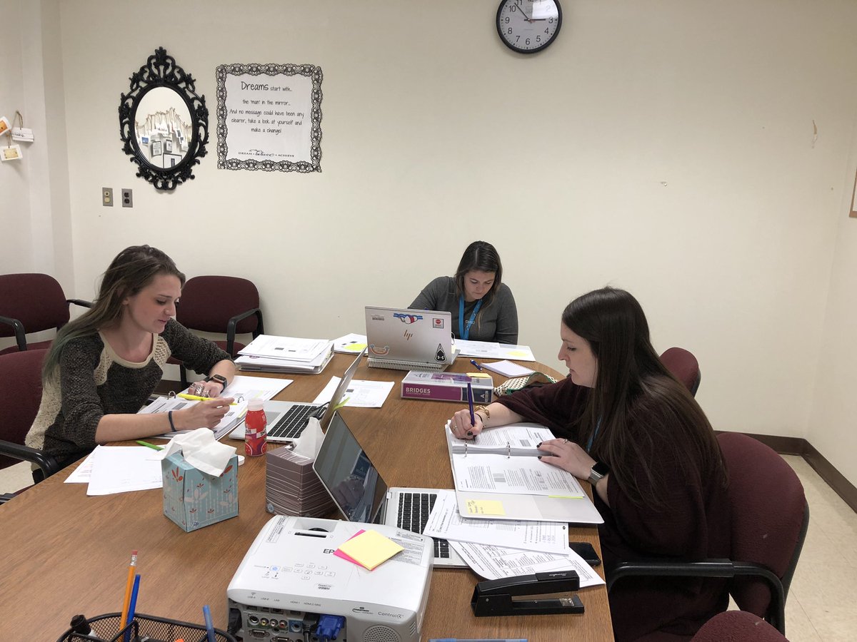 kellyaoconnell's tweet photo. Our fabulous fourth grade team colllaboratively planned for their upcoming Bridges launch.  This team is ready to jump right in! @MissKazin @MissWillett18 @MissKazin #marsstars #RichDiscussion #Annotation https://t.co/t5ZwZnCuwD